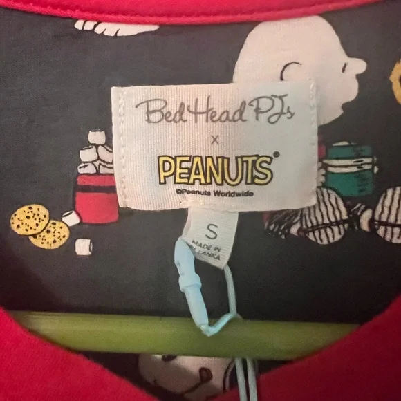 NWT BedHead Pajama Onesie  Christmas Peanuts design - Picture 2 of 4